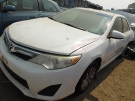 2012 TOYOTA CAMRY LE WHITE 2.5L AT Z18306